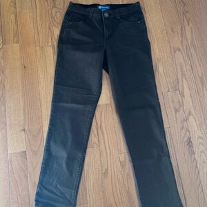 Democracy AB solution brown size 8